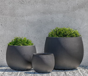 Cambridge Planter in Charcoal