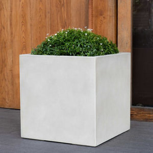 Farnley Planter in Ivory