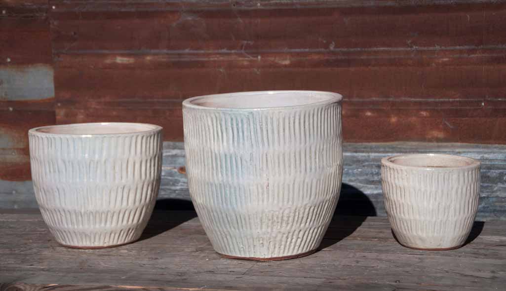 Willow Planter in Pearl White